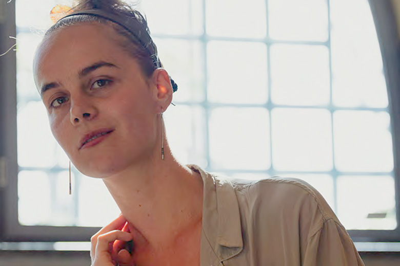 Junior curator 'Ongekend Talent: Vrouwen van de Amsterdamse School' te gast in Opium